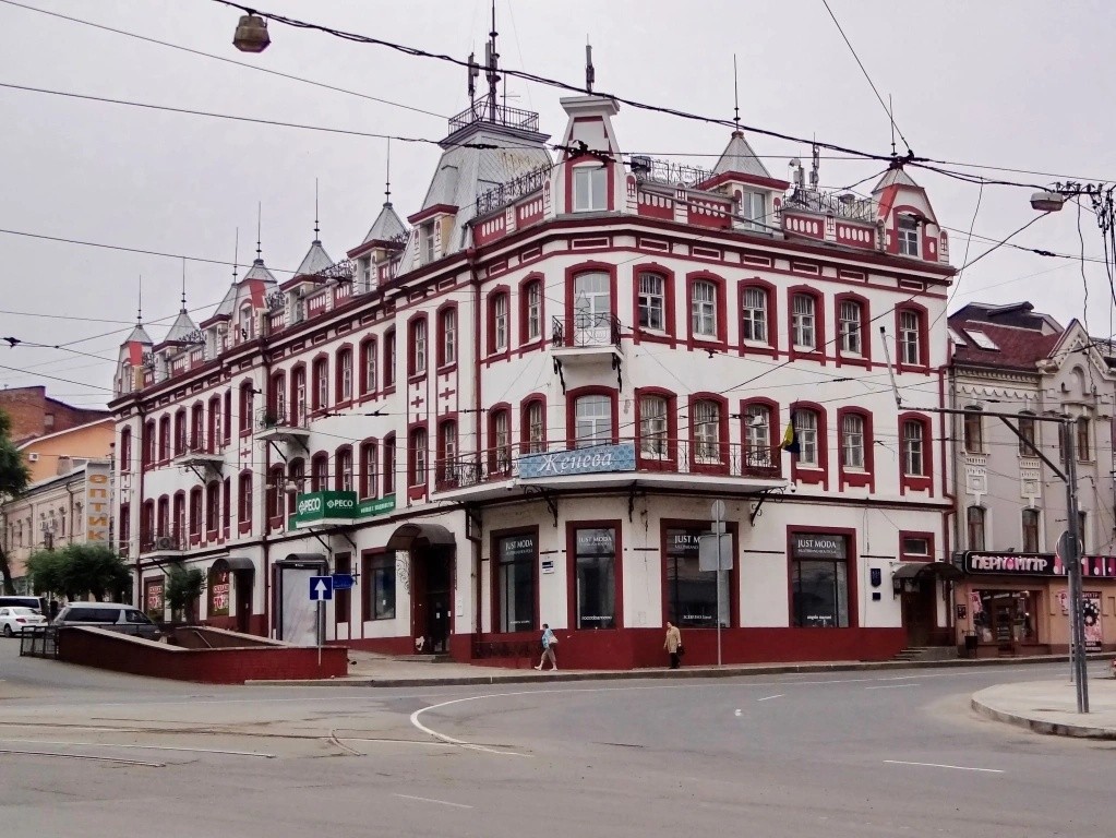 Здание на Светланской, 11